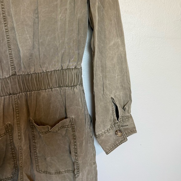 Express Olive Green Utility Women's Distressed Jumpsuit Size Medium - Picture 9 of 10